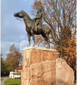 Bocskai István lovasszobra