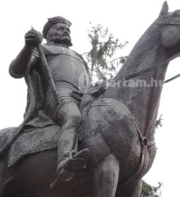 Bocskai István lovasszobra