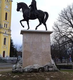 Bocskai István lovasszobra