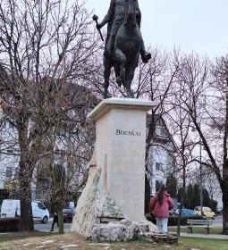 Bocskai István lovasszobra
