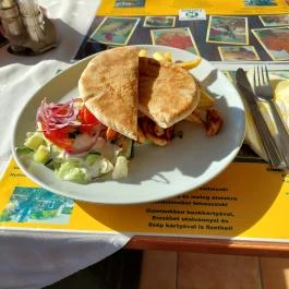 Bohém Szakácsok Ételbár, Dunaharaszti - Étel/ital