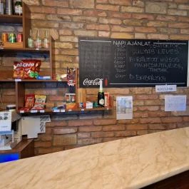 Böki Falatozó & Fagyizó , Baktalórántháza - Belső