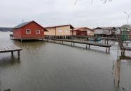 Bokodi-tó - lebegő falu Oroszlány