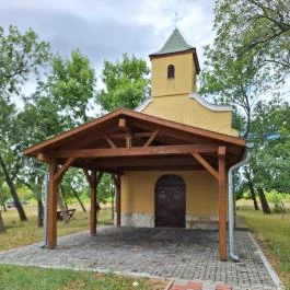 Boldogasszony (Kisasszony) kápolna Markaz - Külső kép