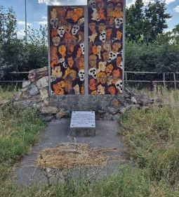 275. legjobb látnivaló: A bombázások áldozatainak emlékműve