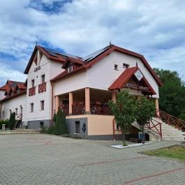 Borhotel Sziluett Farkasmály étterme Gyöngyös - Külső kép