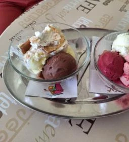 Borostyán Cukrászda