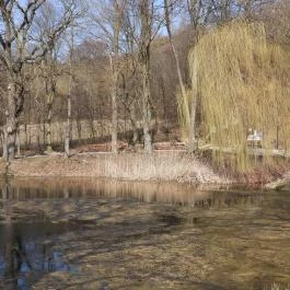 Borostyán-kút kápolna Bakonybél - Külső kép