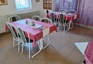 Borostyán Vendéglő Várda