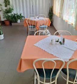 Borostyán Vendéglő