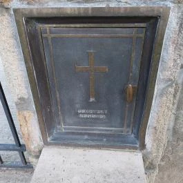 Brit katonai temető, Solymár - Egyéb