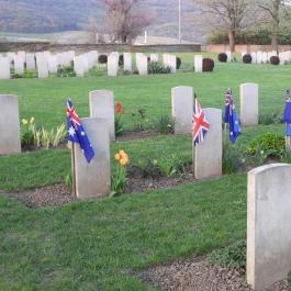 Brit katonai temető, Solymár - Egyéb