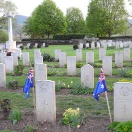 Brit katonai temető, Solymár - Egyéb