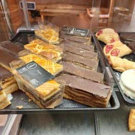 Brucker Pékség - Móricz Budapest - Étel/ital