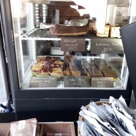 Budaörsi Halpiac Dokk Büfé Budaörs - Étel/ital