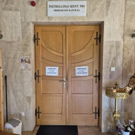 Budapest-Gazdagréti Szent Angyalok Plébánia Budapest - Belső