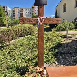 Budapest-Gazdagréti Szent Angyalok Plébánia Budapest - Külső kép