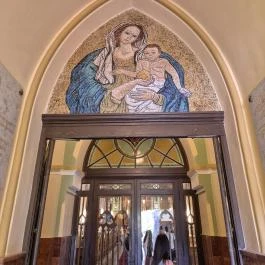 Budapesti Egek Királynéja templom Budapest - Belső