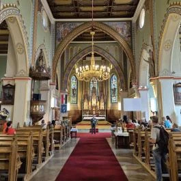 Budapesti Egek Királynéja templom Budapest - Belső