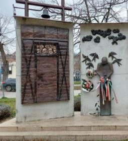 Budapestről kitelepítettek emlékműve