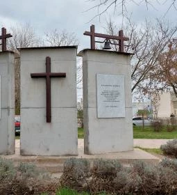 Budapestről kitelepítettek emlékműve