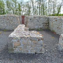 Büdy-várrom Vámosatya - Külső kép