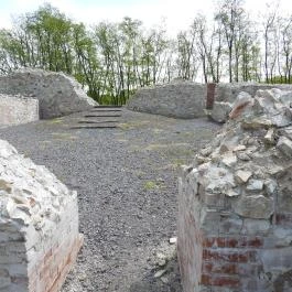 Büdy-várrom Vámosatya - Külső kép