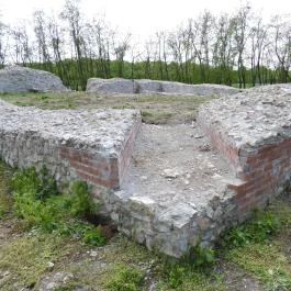 Büdy-várrom Vámosatya - Külső kép