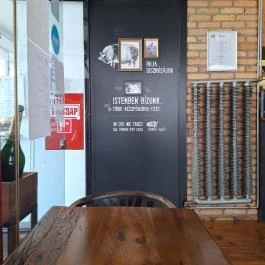 Buja Disznók - Fény utcai Piac Budapest - Belső