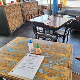 Buja Disznók - Fény utcai Piac Budapest - Belső