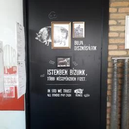 Buja Disznók - Fény utcai Piac Budapest - Egyéb