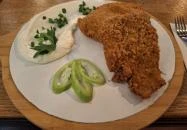 Buja Disznók - Gozsdu Budapest