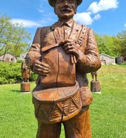 Bükkaljai summások szoborcsoport