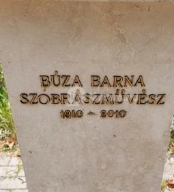 Búza Barna-mellszobor