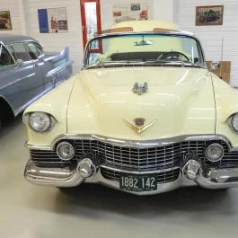 Cadillac Múzeum Törökbálint - Egyéb