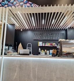 Cafe Corso - Auchan, Budakalász