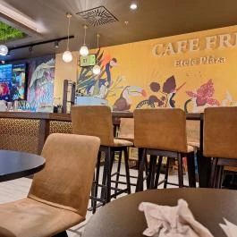 Cafe Frei - Etele Plaza Budapest - Belső