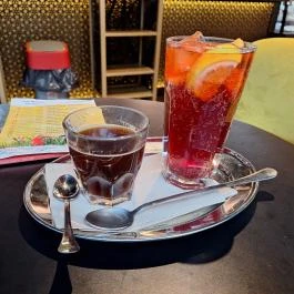 Cafe Frei GOBUDA Budapest - Étel/ital