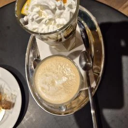 Café Frei - Móricz Budapest - Étel/ital