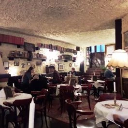 Café Ponyvaregény - Bercsényi utca Budapest - Belső