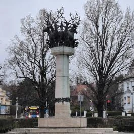 Cantata profana-kút, Budapest - Külső kép