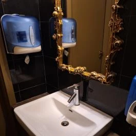 Capri Duna Pizzeria, Budapest - Mosdó