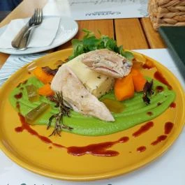 Cayman Étterem & Pizzéria Budapest - Étel/ital