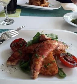 Cherry Étterem & Kávézó