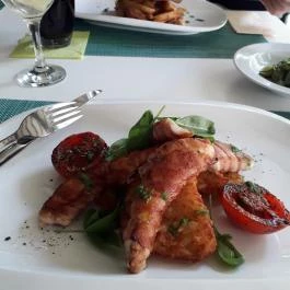 Cherry Étterem & Kávézó, Eger - Étel/ital