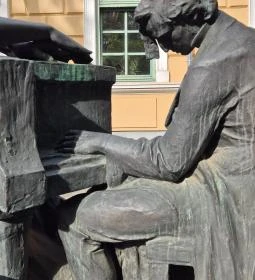 Chopin-szobor