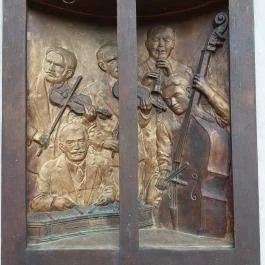 Cigányzenészek emlékműve Jászfényszaru - Egyéb