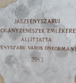 Cigányzenészek emlékműve