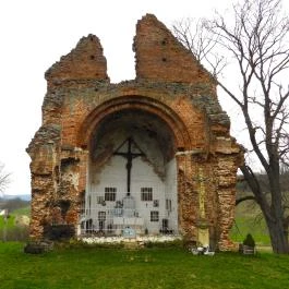 Cikói romtemplom Cikó - Külső kép