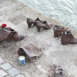 Cipők a Duna-parton, Budapest - Egyéb